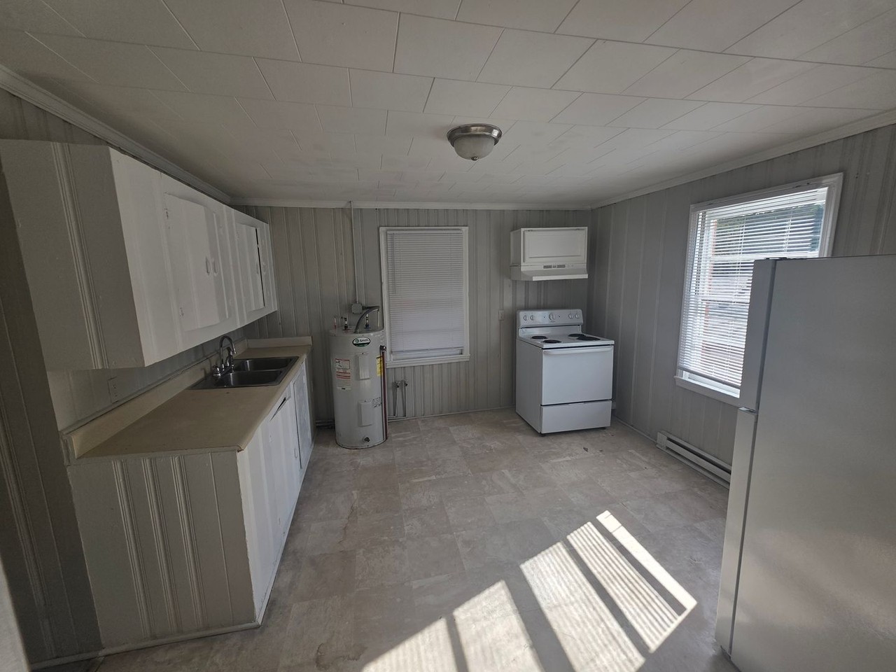 102 N Glenn Ave - Photo 5 of 6