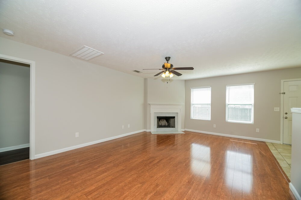 3413 Axelwood Dr - Photo 5 of 17