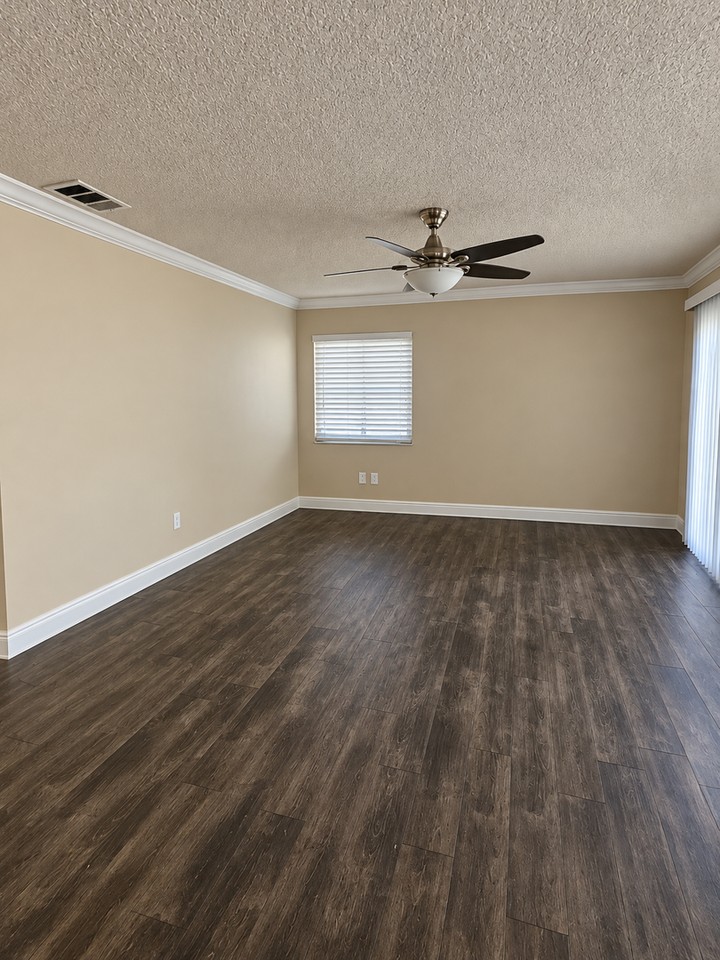 2309 Turpin Dr - Photo 6 of 37