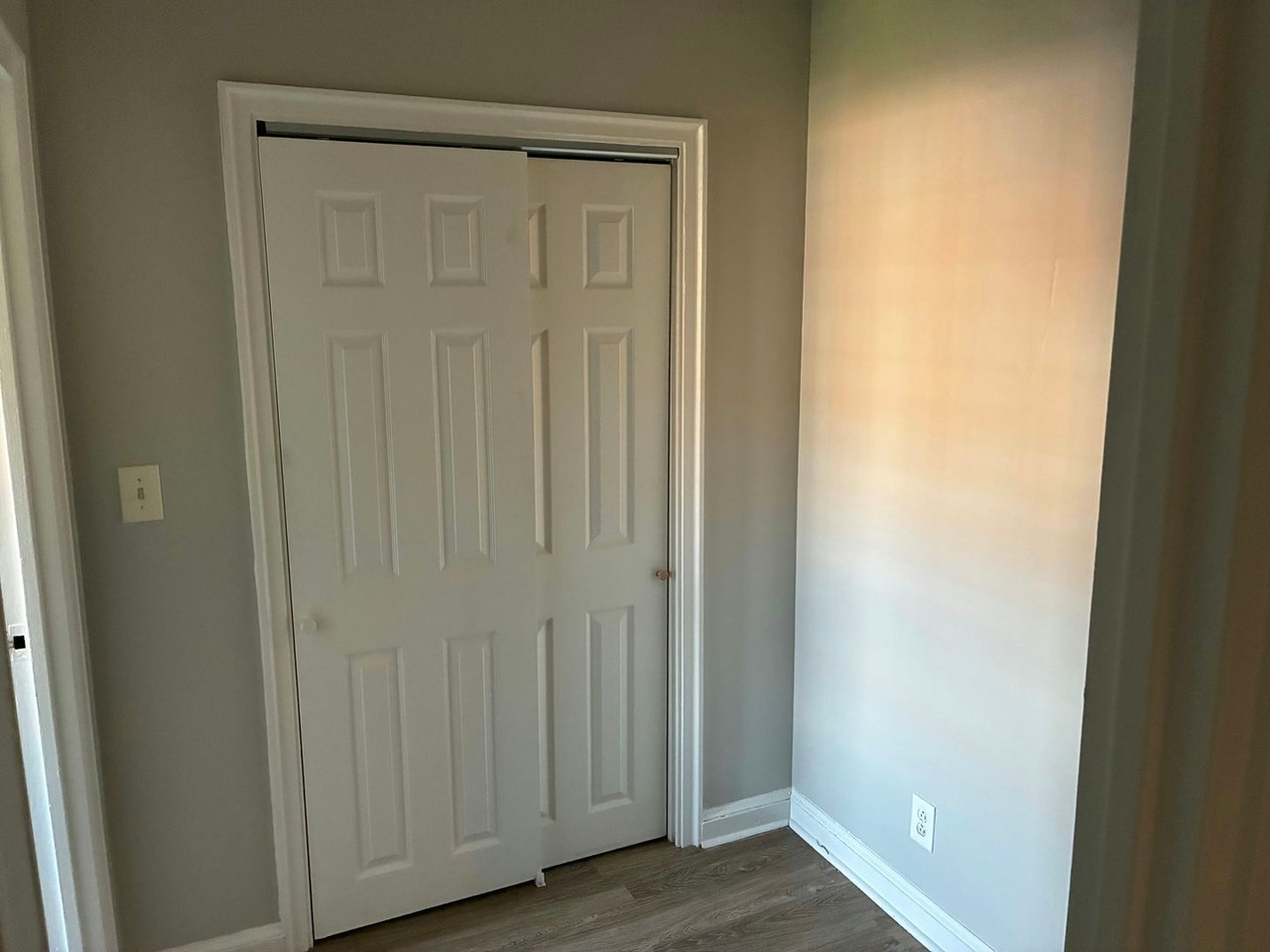 35 Niles St - Photo 6 of 8