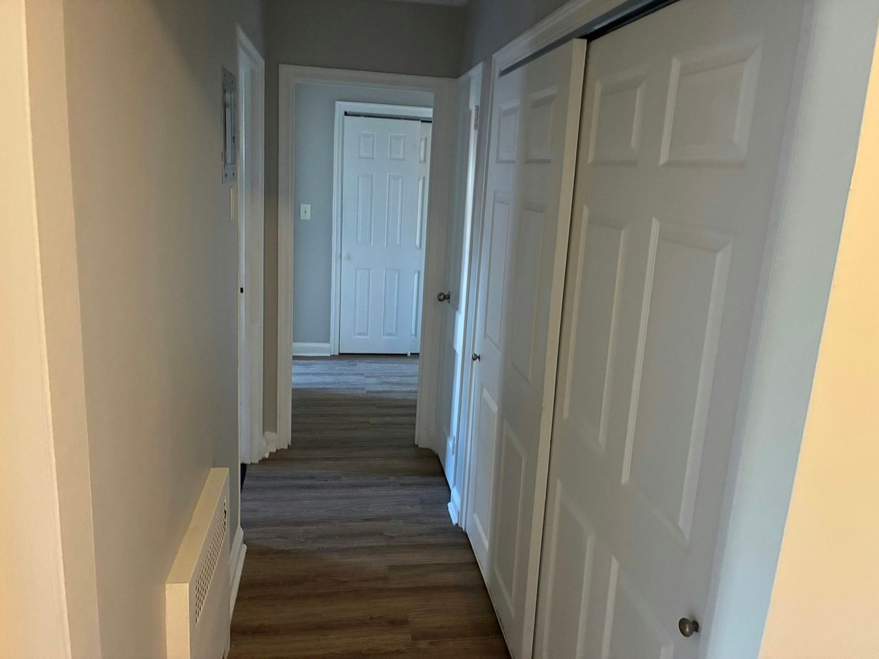 35 Niles St - Photo 7 of 8