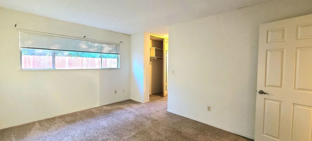 2306 Imran Dr - Photo 7 of 15