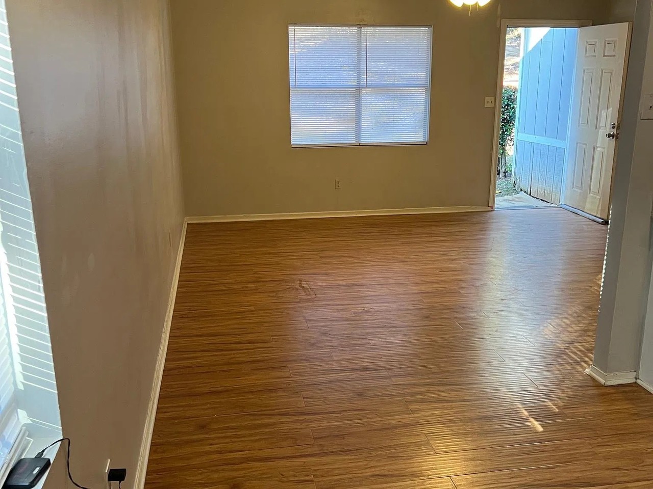 1282 Crystal Lake Rd - Photo 6 of 17