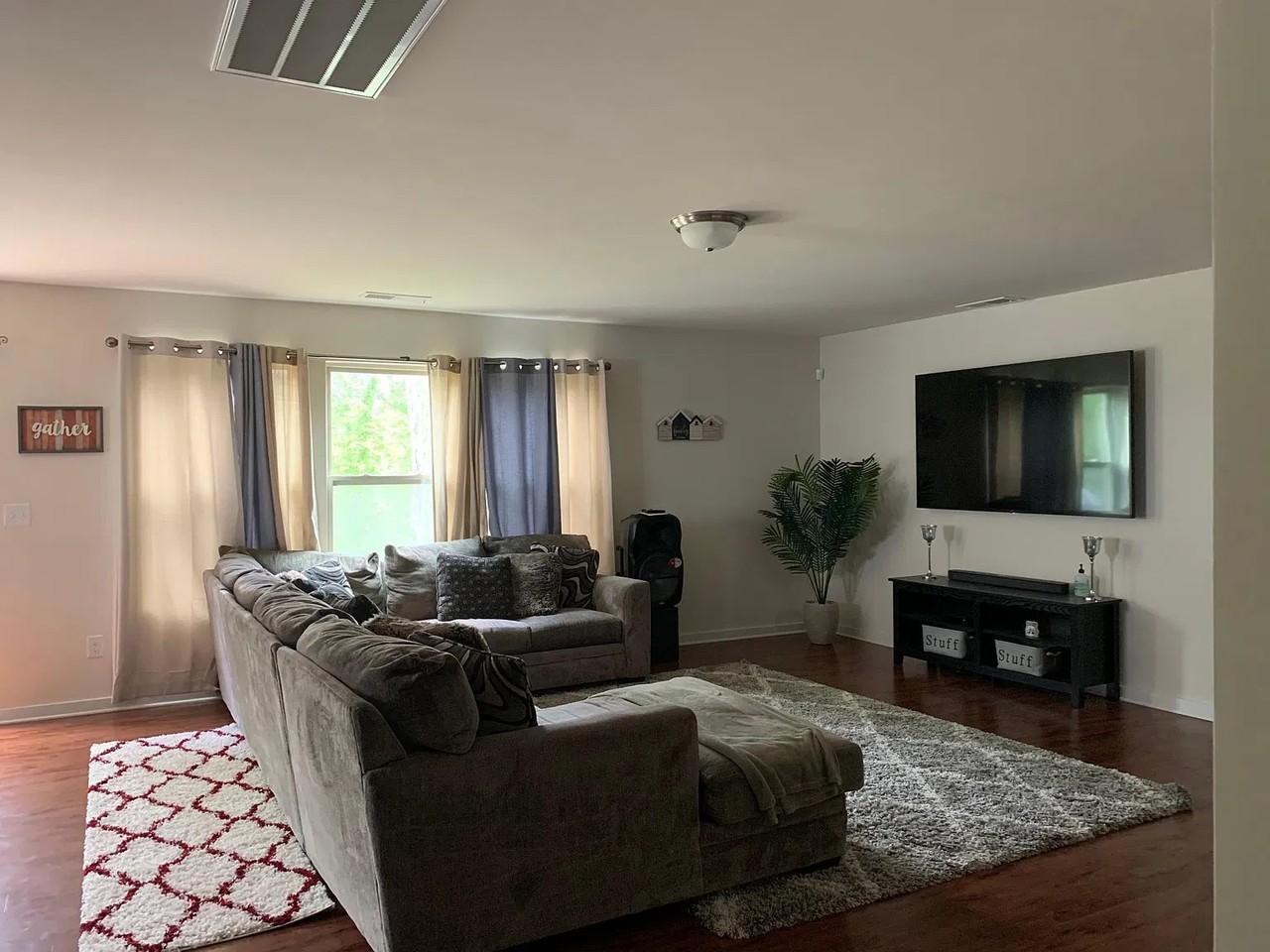 3118 Auten Ave - Photo 2 of 17