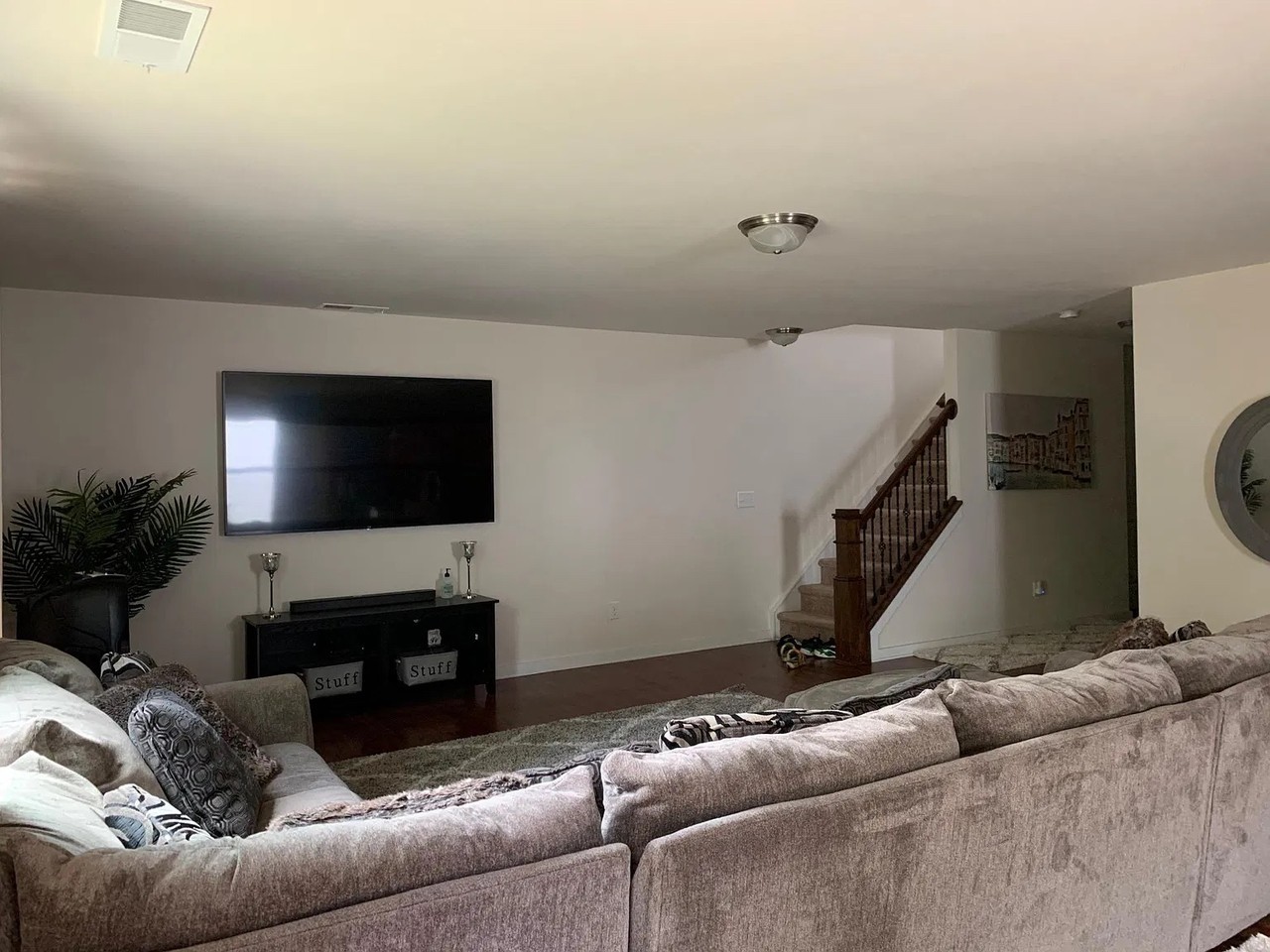 3118 Auten Ave - Photo 3 of 17