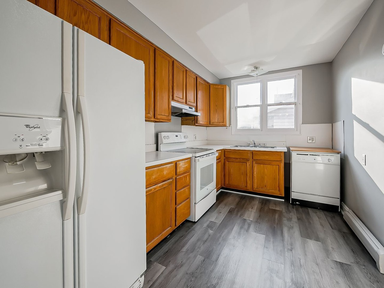 1809 Jackson Ave #1 - Photo 2 of 17