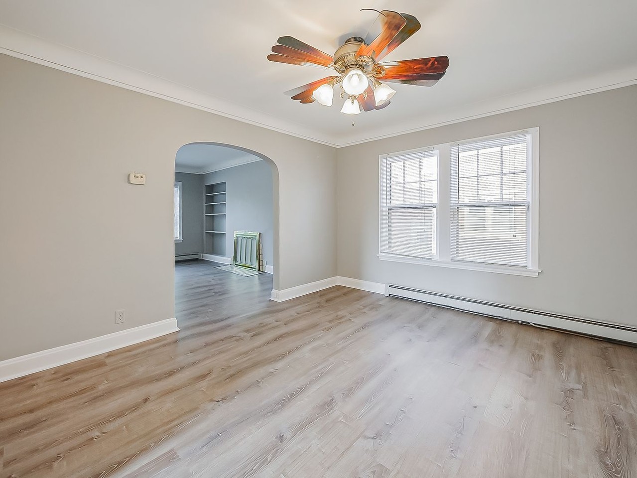 1809 Jackson Ave #1 - Photo 5 of 17