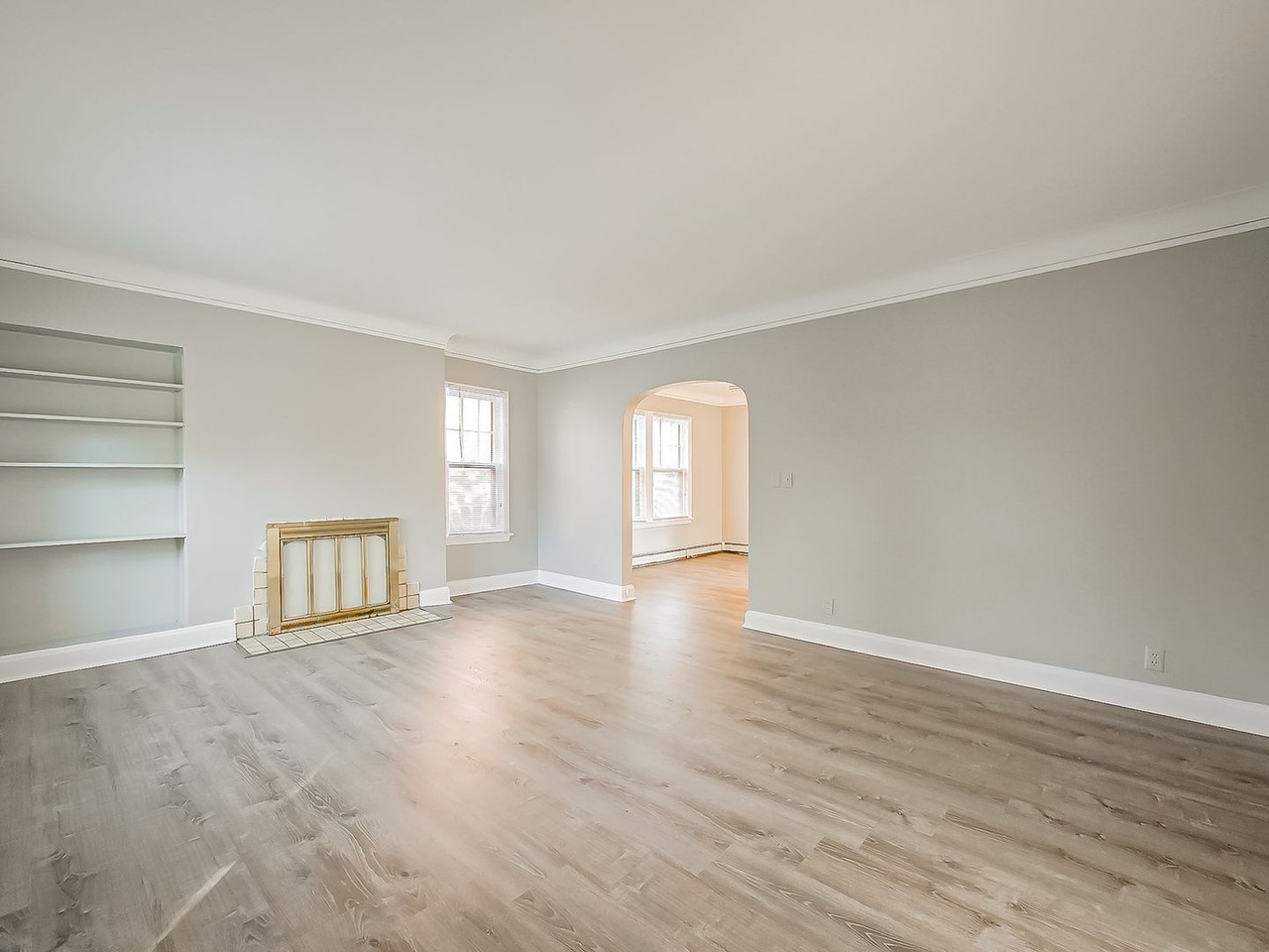 1809 Jackson Ave #1 - Photo 6 of 17