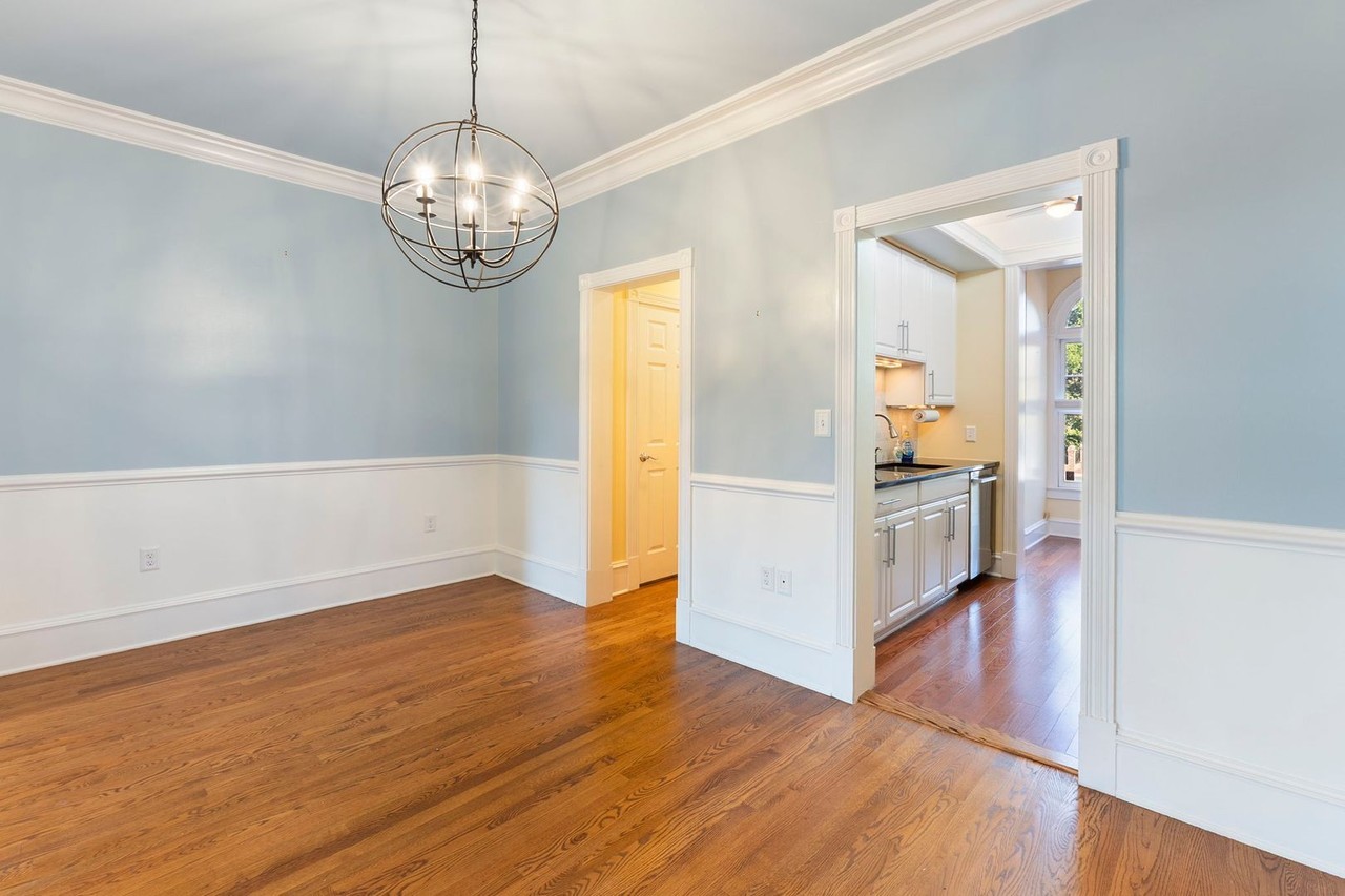 952 N Washington St - Photo 6 of 36