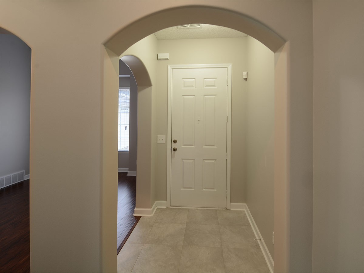 10171 Bloomsbury Ave - Photo 4 of 17