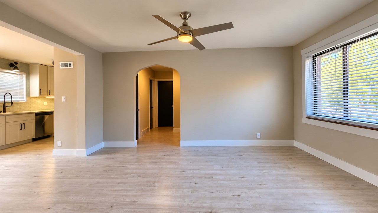 5878 Nottingham - Photo 5 of 13