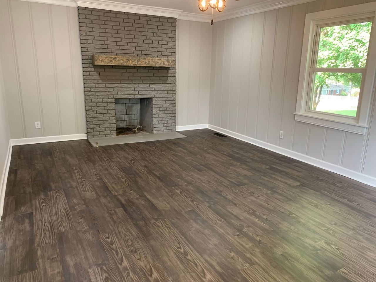 206 James Ave - Photo 6 of 19