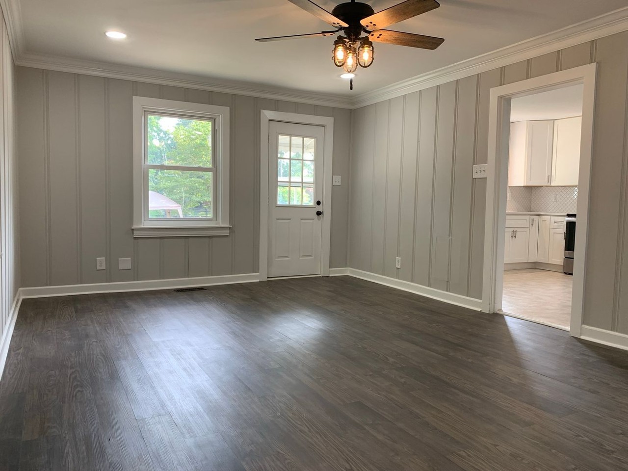 206 James Ave - Photo 7 of 19