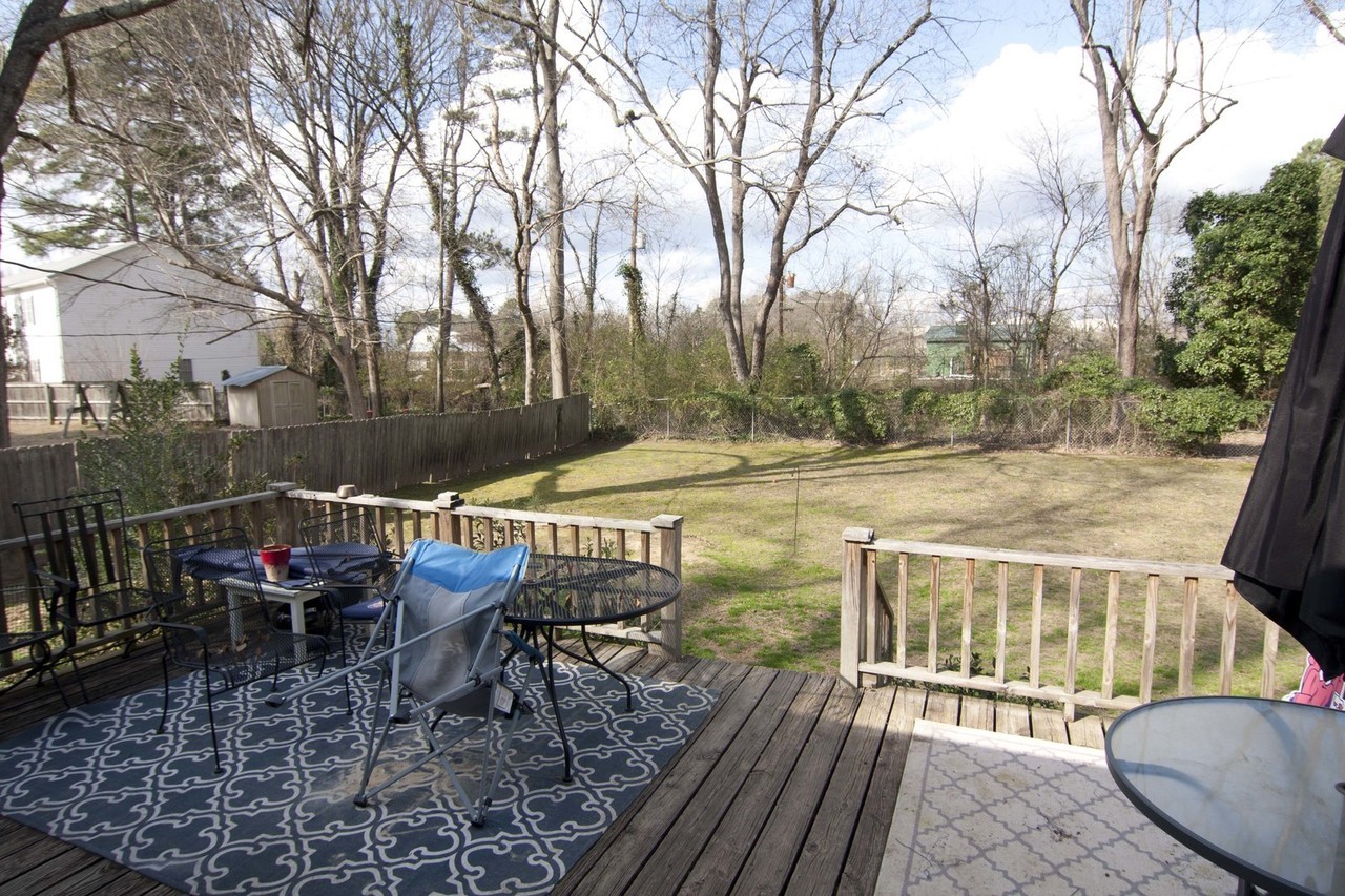 105 Clubview Rd - Photo 4 of 10