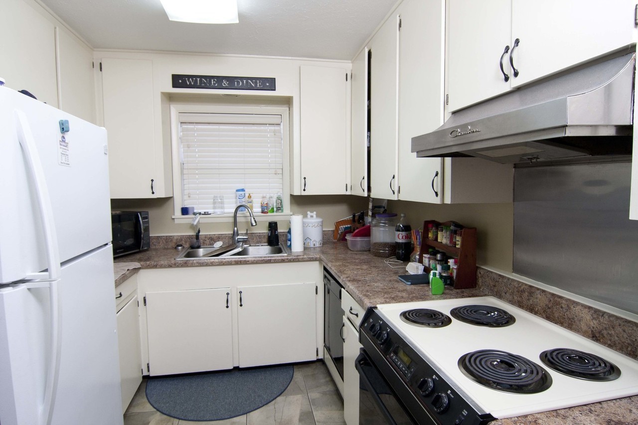 105 Clubview Rd - Photo 5 of 10
