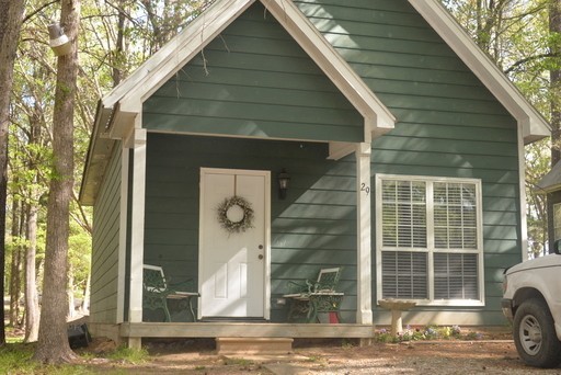 1665 Alderson Loop - Photo 2 of 14