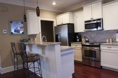 148 Falls Grove Dr - Photo 6 of 10