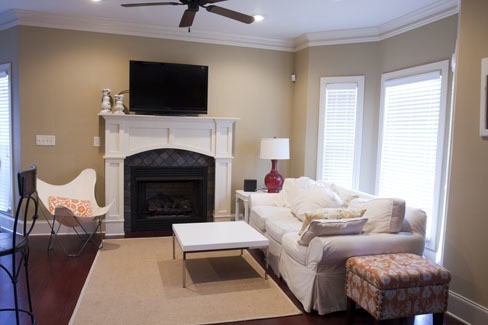 138 Falls Grove Dr - Photo 2 of 9