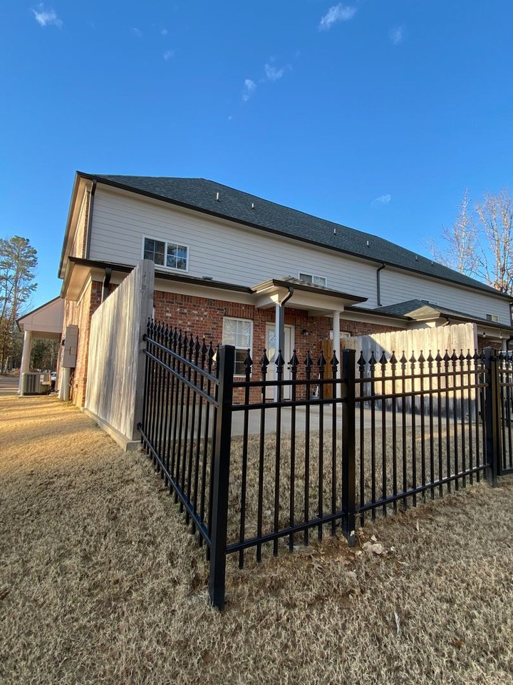 4095 Fieldstone Loop - Photo 4 of 18