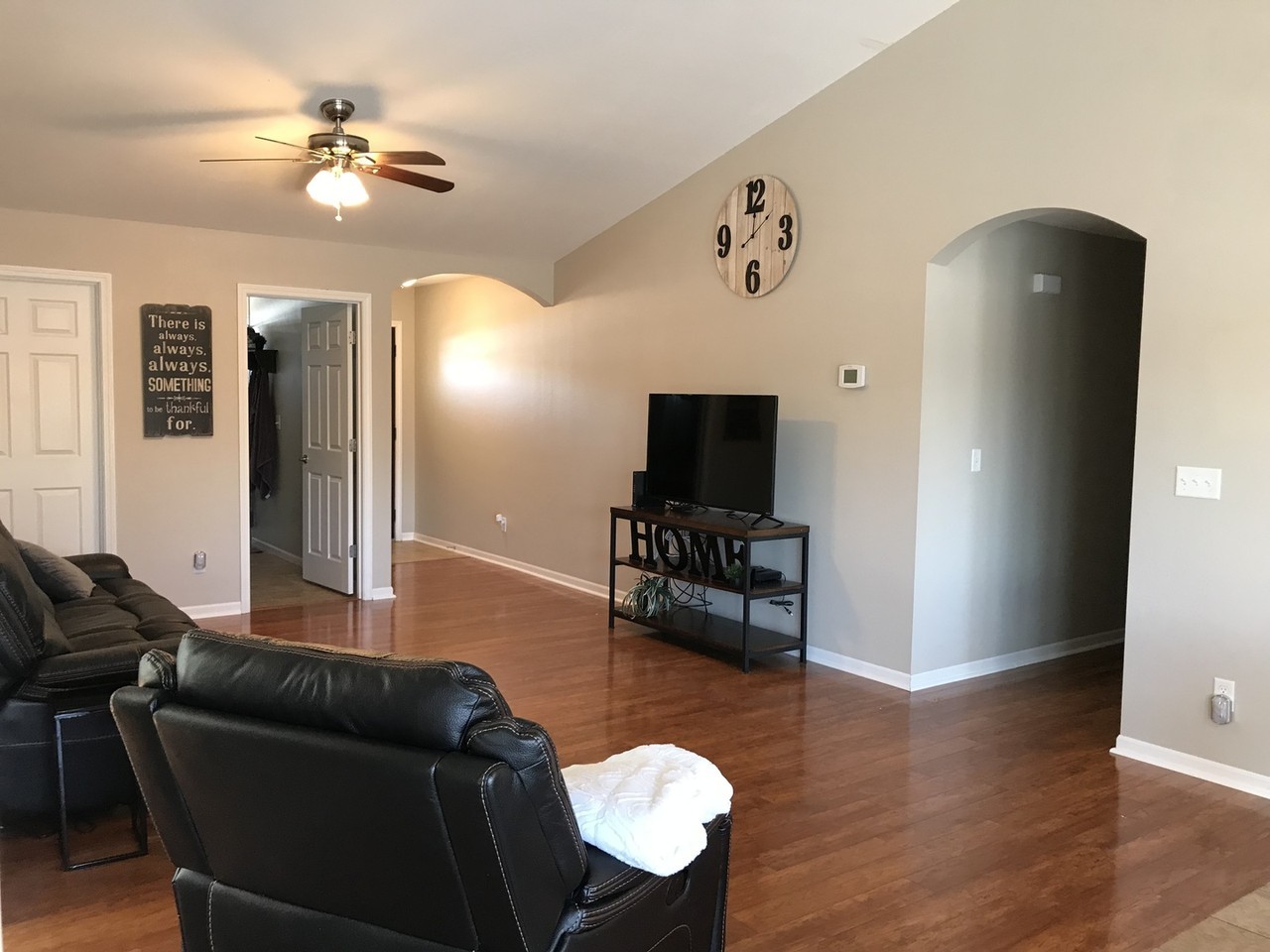 805 Highland Ridge Dr - Photo 3 of 23