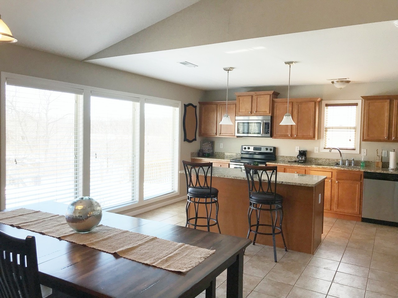 805 Highland Ridge Dr - Photo 5 of 23
