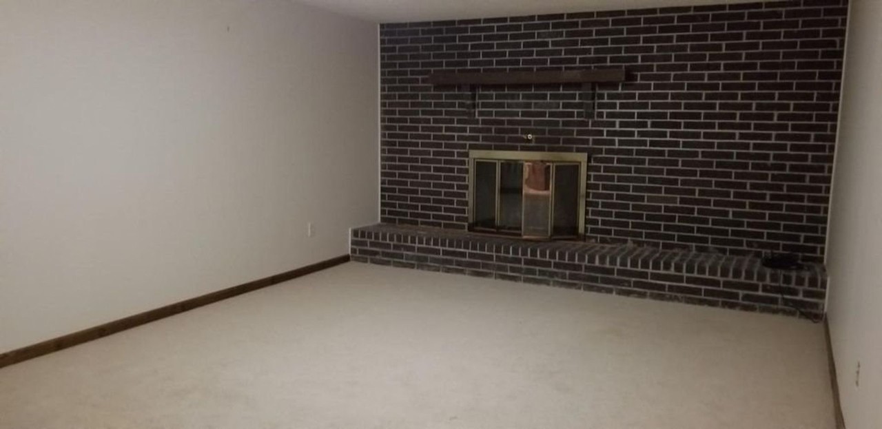 1411 Beechwood Ter - Photo 5 of 7