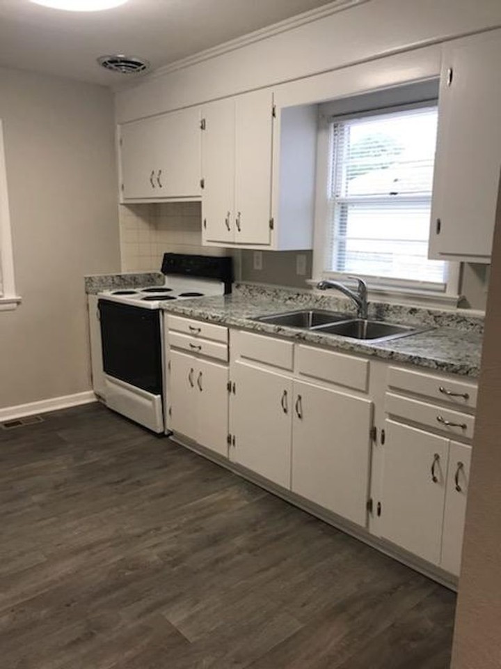 3305 Pattie Ln - Photo 6 of 20