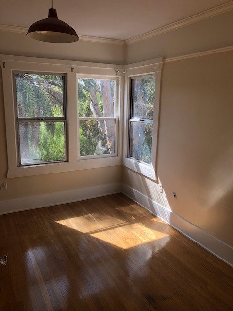 1111 Washington Pl - Photo 6 of 11