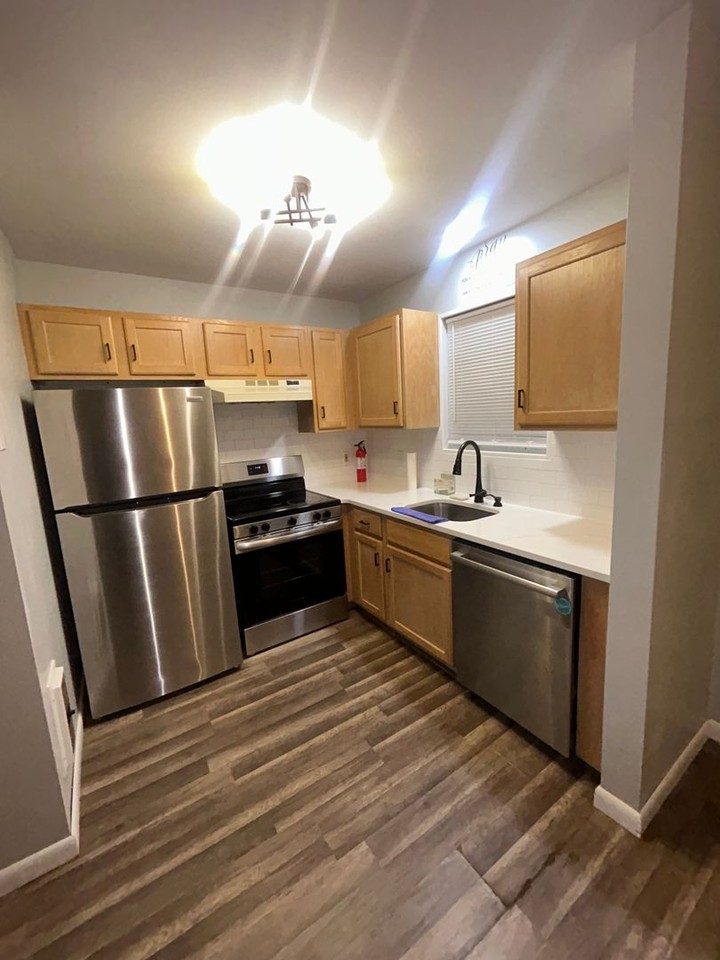 2641 Highview Dr - Photo 5 of 9