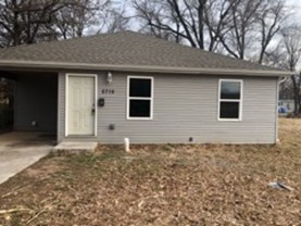 2715 W Lincoln St - Photo 1 of 1