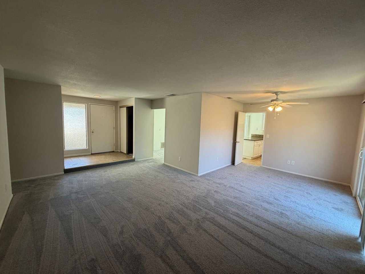 9980 Parkhurst Ct - Photo 6 of 32