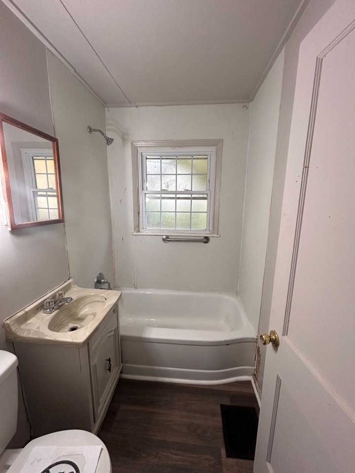 4410 Plaza Dr - Photo 7 of 7