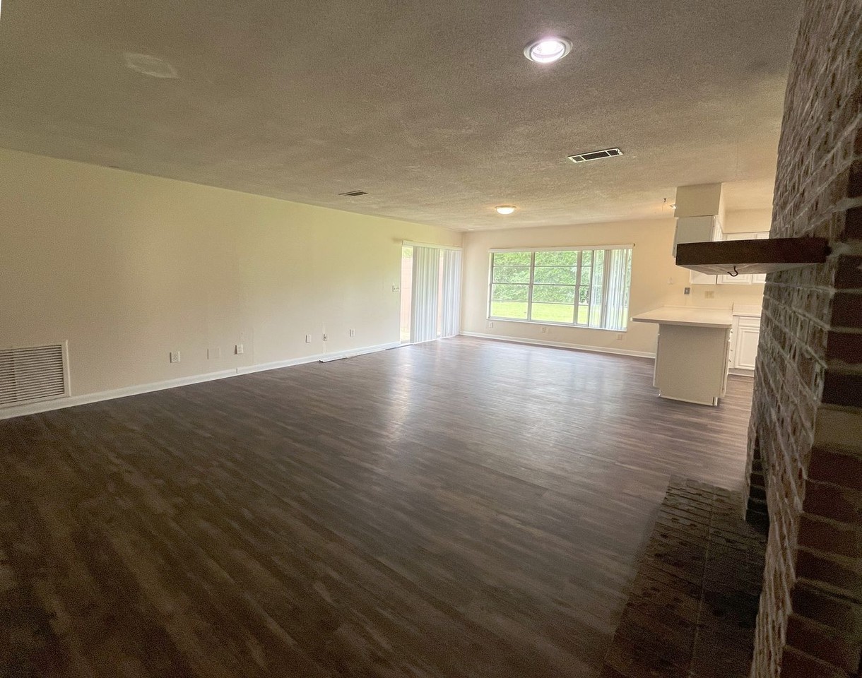 3232 Sw 42nd Pl - Photo 6 of 27