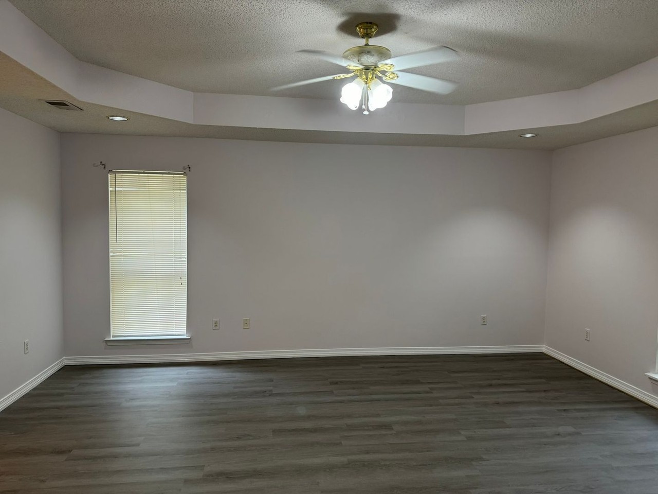 5211 Southern Oaks Trl - Photo 7 of 13