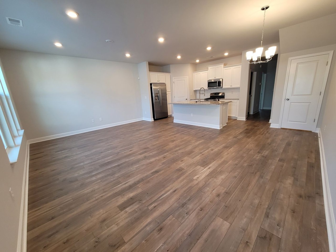 2475 Blue Crane Cir #102 - Photo 7 of 33