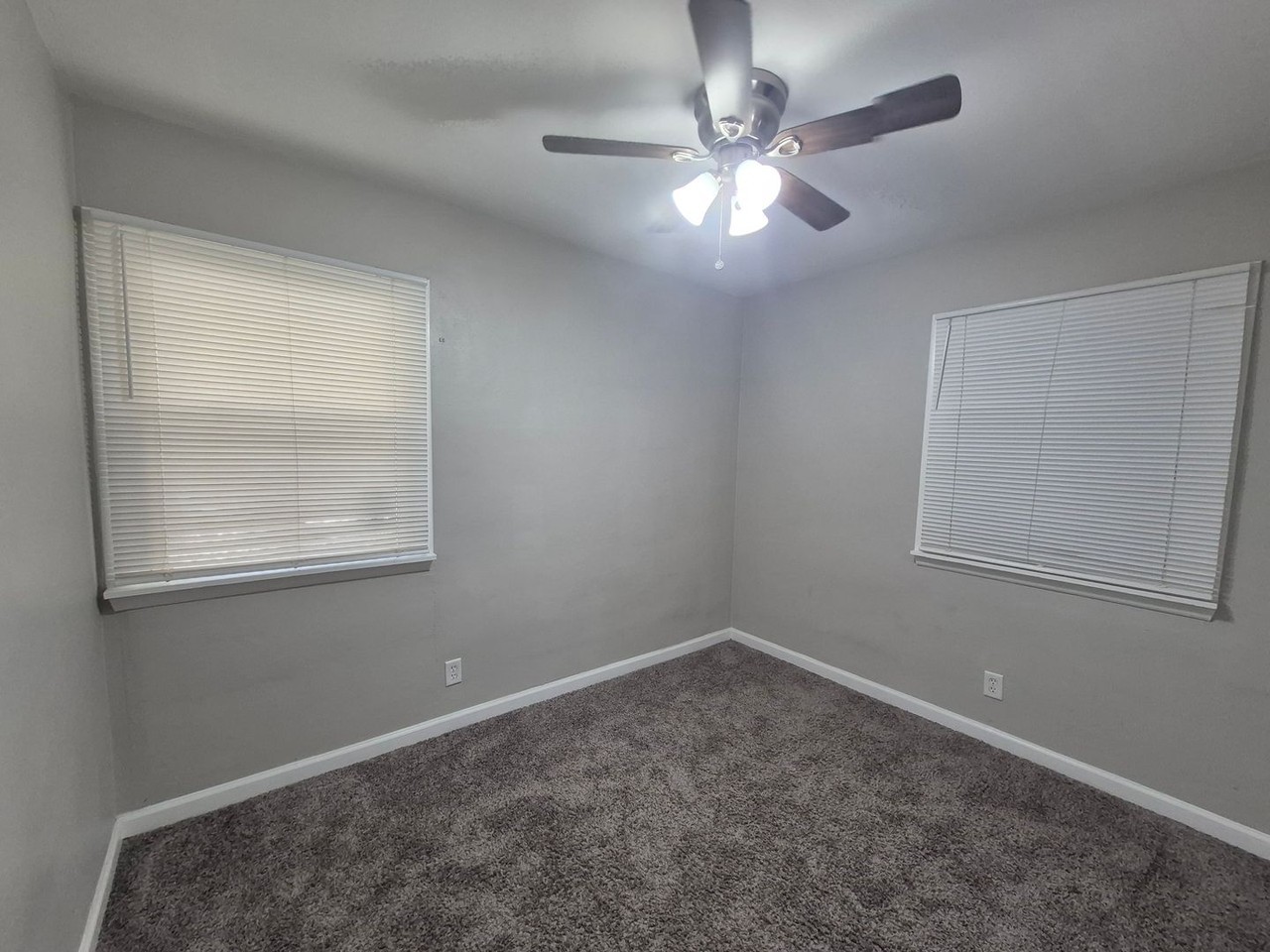 3613 Pittsburg Ave - Photo 6 of 11