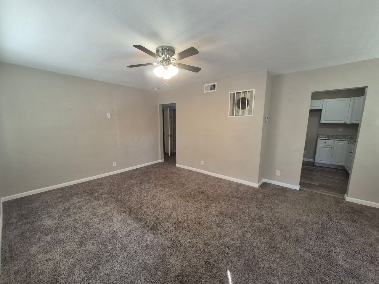 3613 Pittsburg Ave - Photo 7 of 11