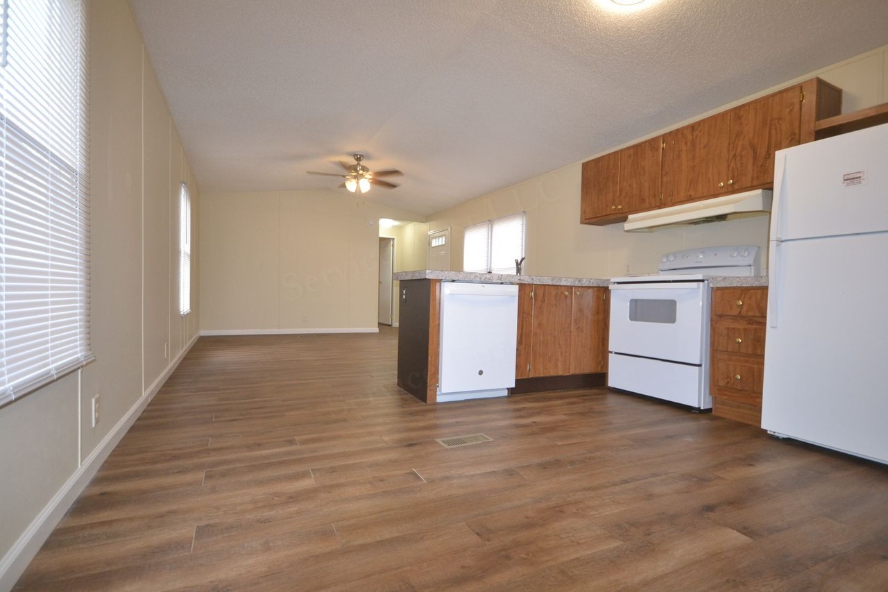873 E 420th Rd - Photo 3 of 14