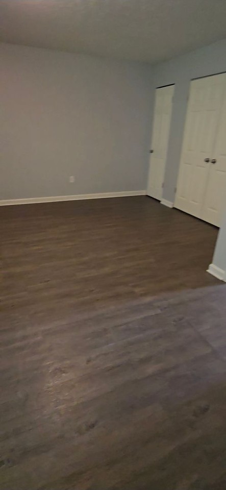 2735 Pioneer Ct - Photo 7 of 9