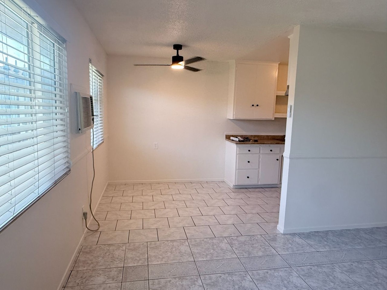 14520 Amar Rd - Photo 2 of 10