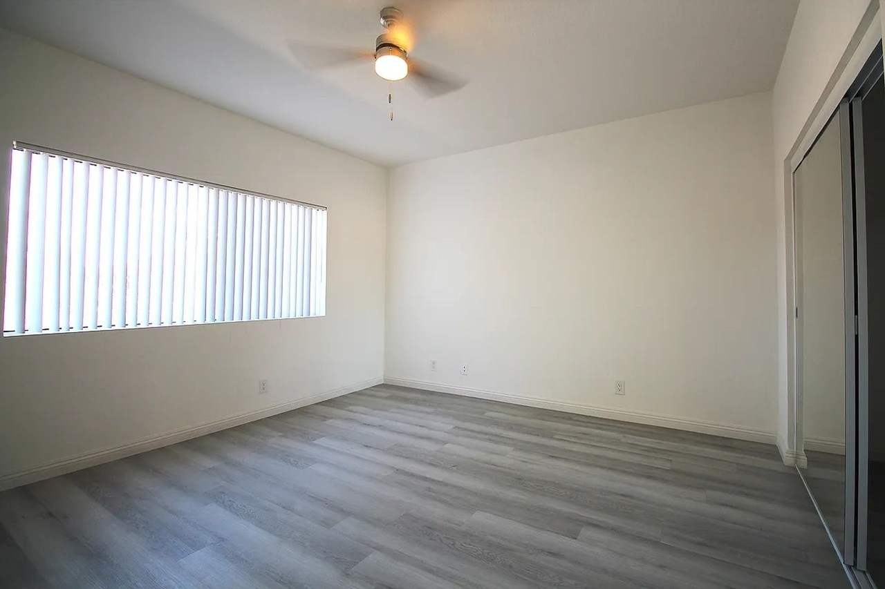 4940 Lewis Road - Photo 7 of 23