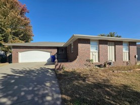 418 Jackson Cir - Photo 1 of 1