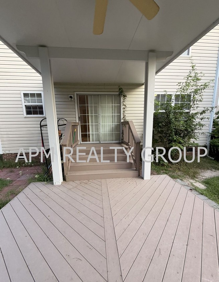 1269 Rockwood Rd - Photo 4 of 9