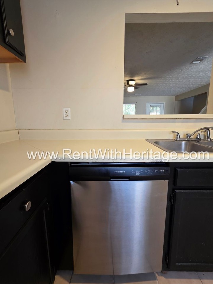 8511 Westchester Dr - Photo 7 of 37