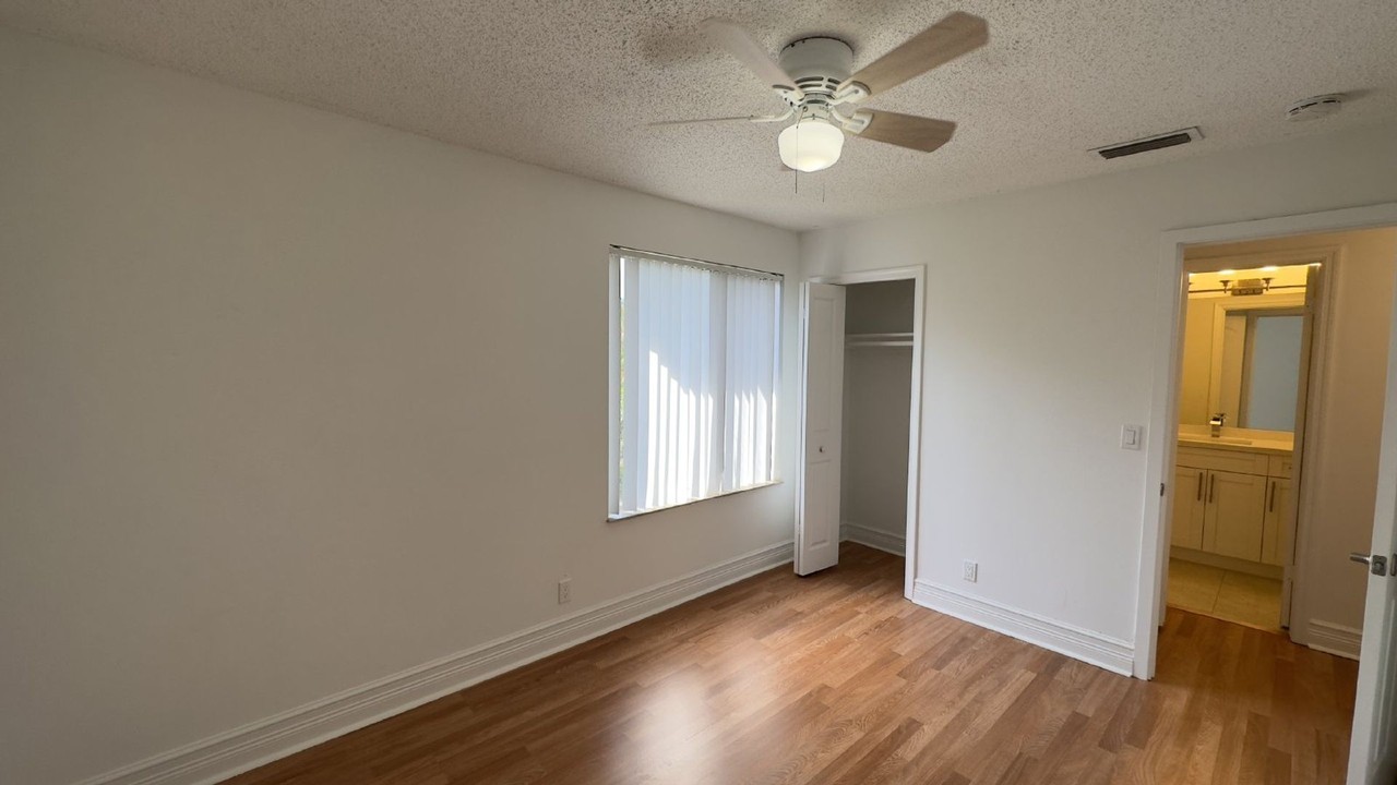 5340 Bosque Ln #98 - Photo 3 of 26