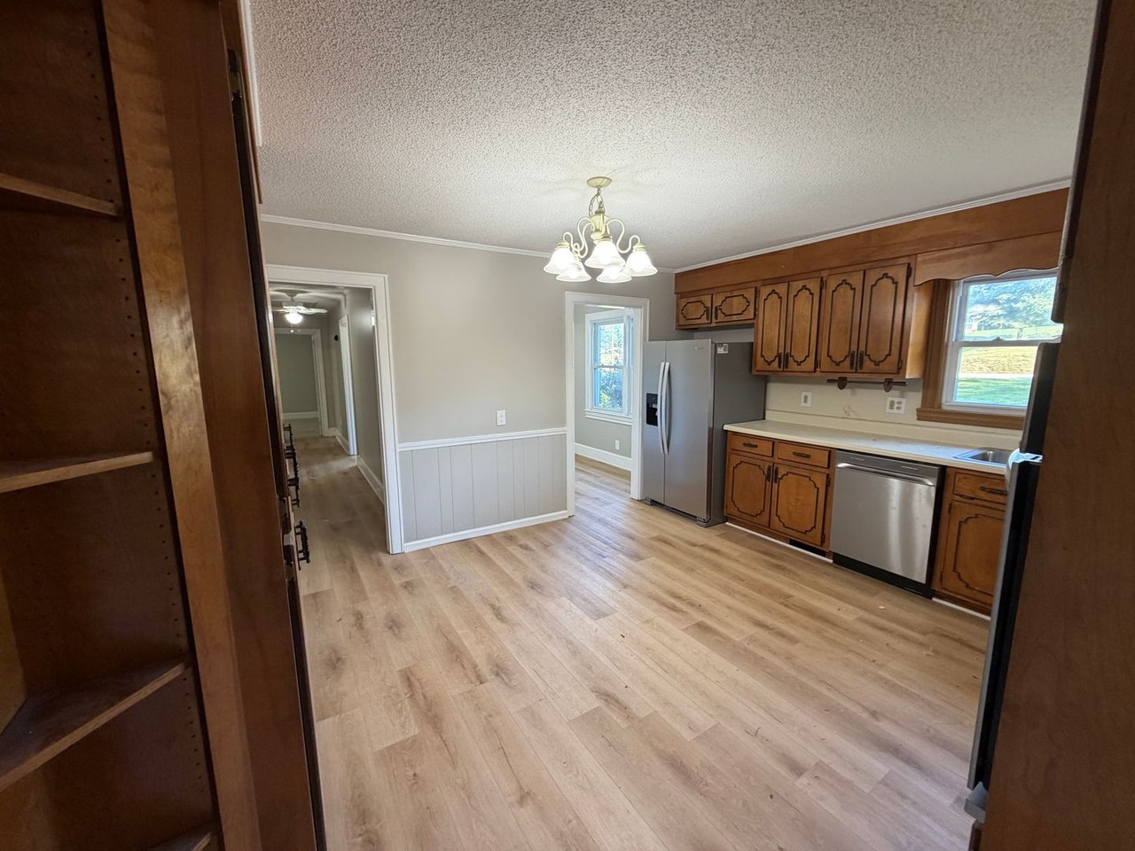 205 Cambridge Dr - Photo 6 of 14