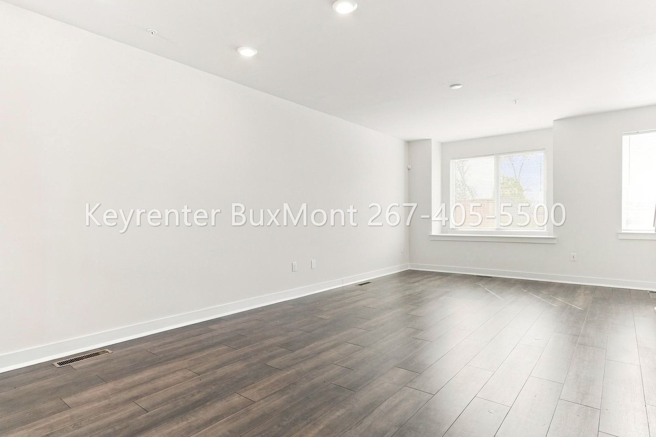 119 Waterside Mews - Photo 5 of 19