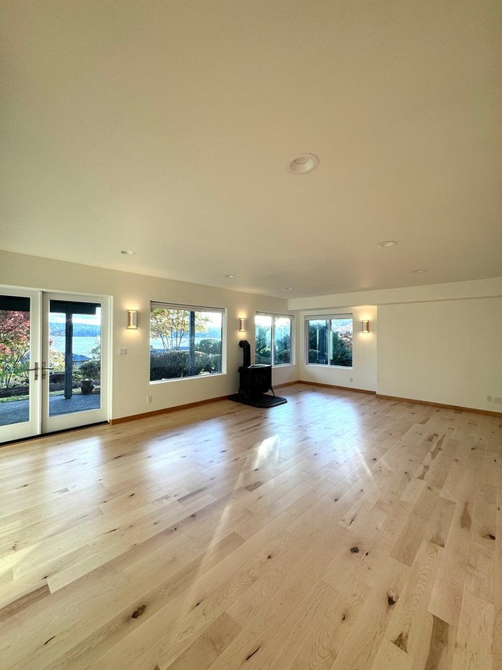 1091 Ne Holm Ct #101 - Photo 6 of 23