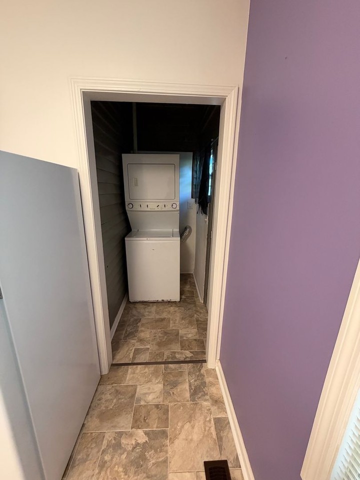 917 Myrtle St - Photo 5 of 13