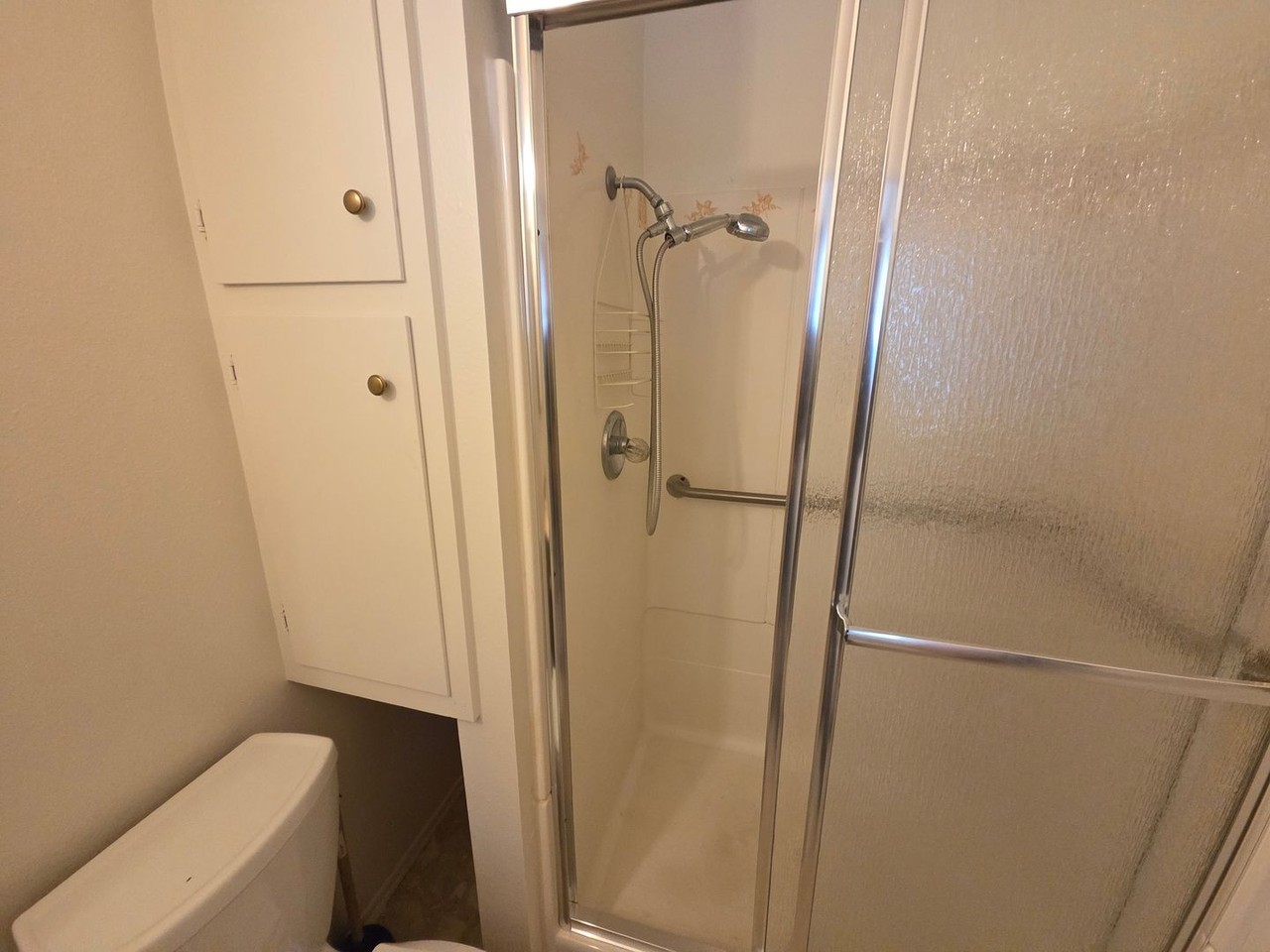 913 Sylvia St - Photo 6 of 31